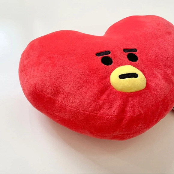 NWT ❤️ BT21 BTS Large Tata Plushies Red Heart Stuffed Animals Plush - Picture 7 of 14